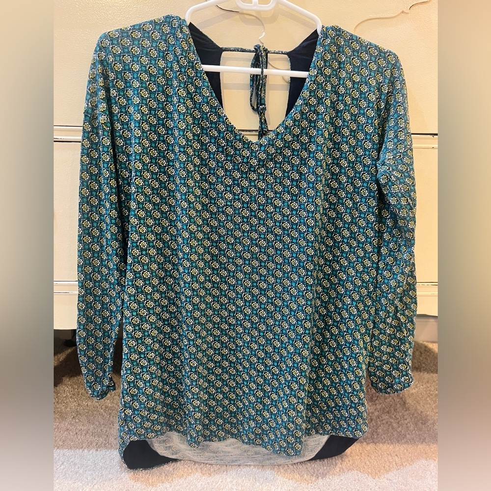 Lucky Brand Teal and Gold Patterned Long Sleeve Top Size Small